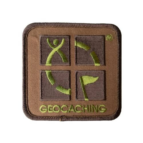 Geocaching-logo -kangasmerkki (camo)